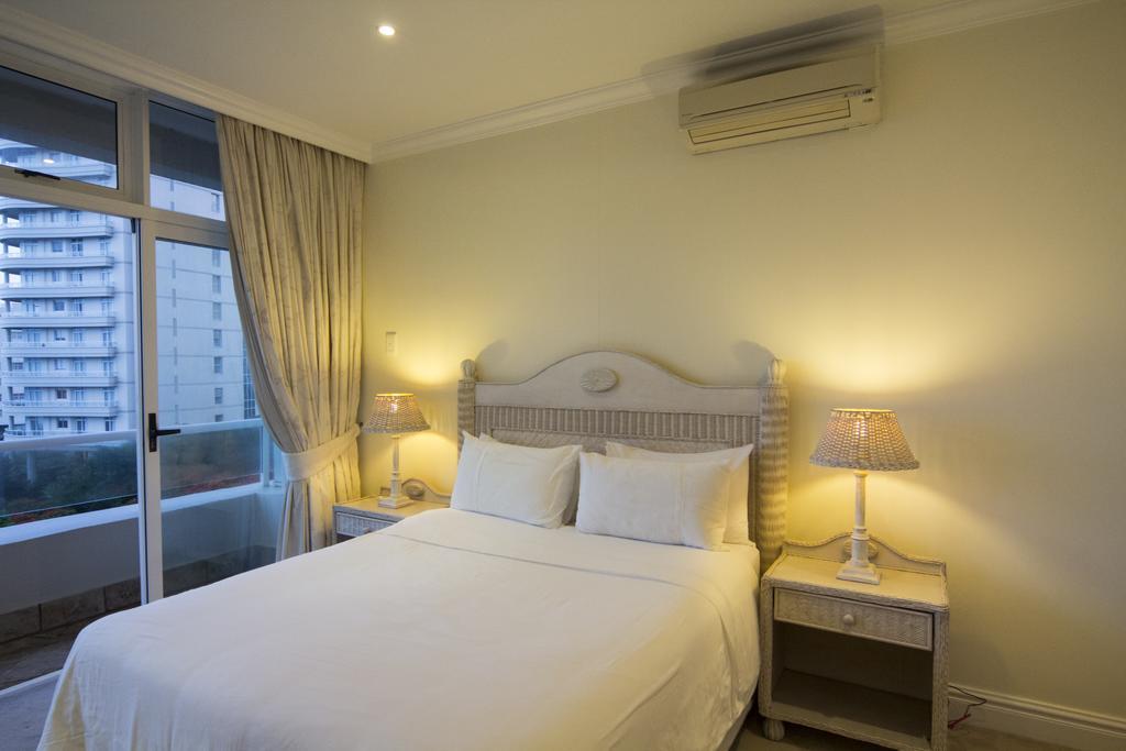 203 Oyster Quays Apartment Durban