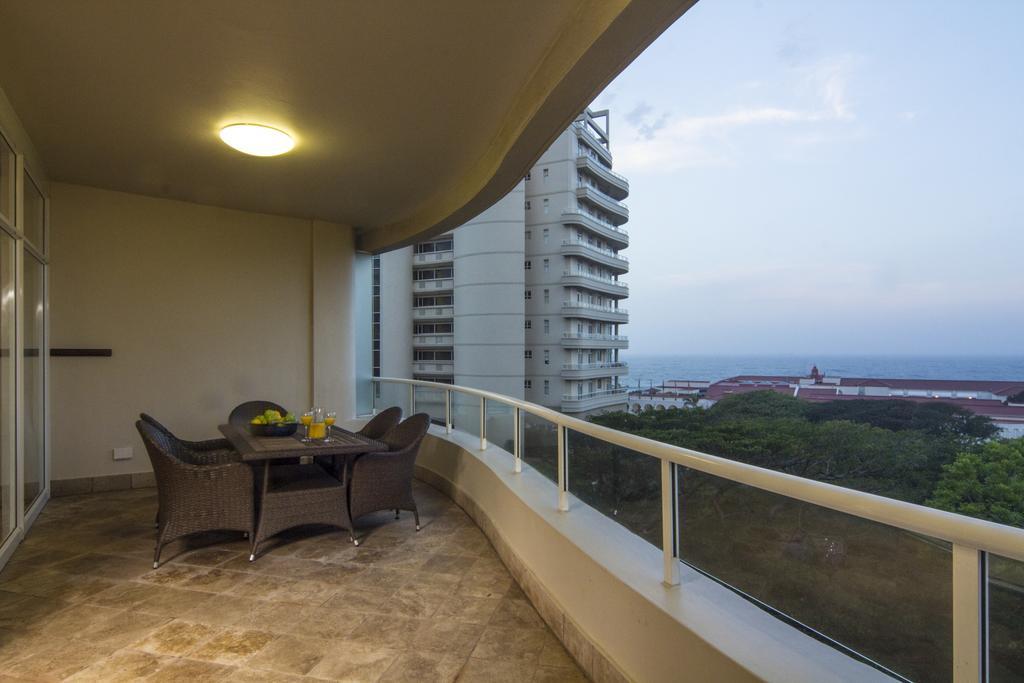 203 Oyster Quays Apartment Durban