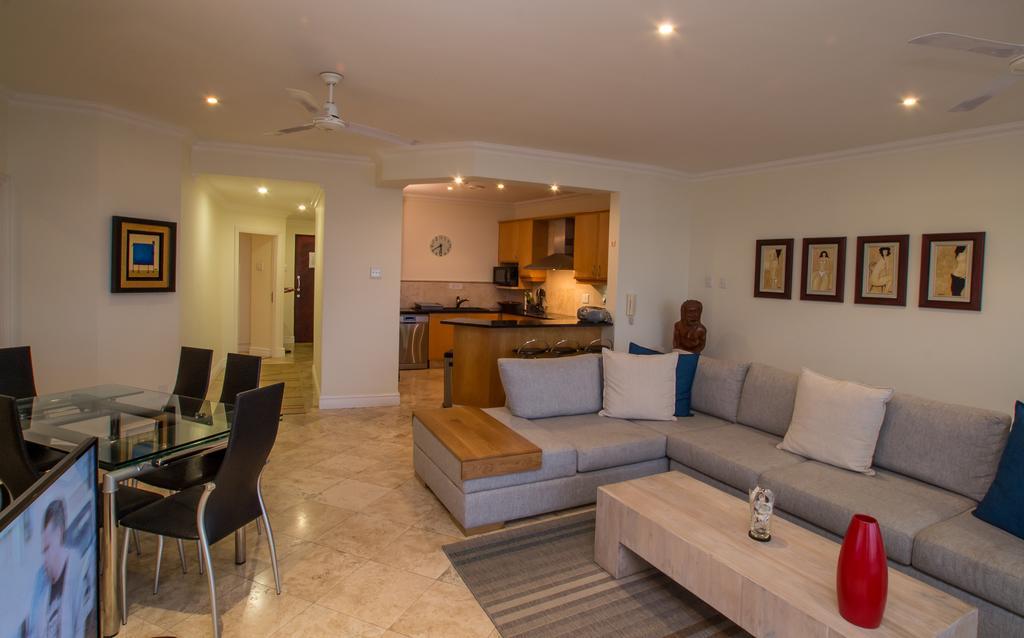 203 Oyster Quays